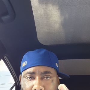 Meet your Posher, Gregory